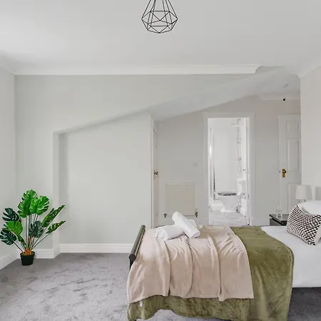 Large Duplex Penthouse In